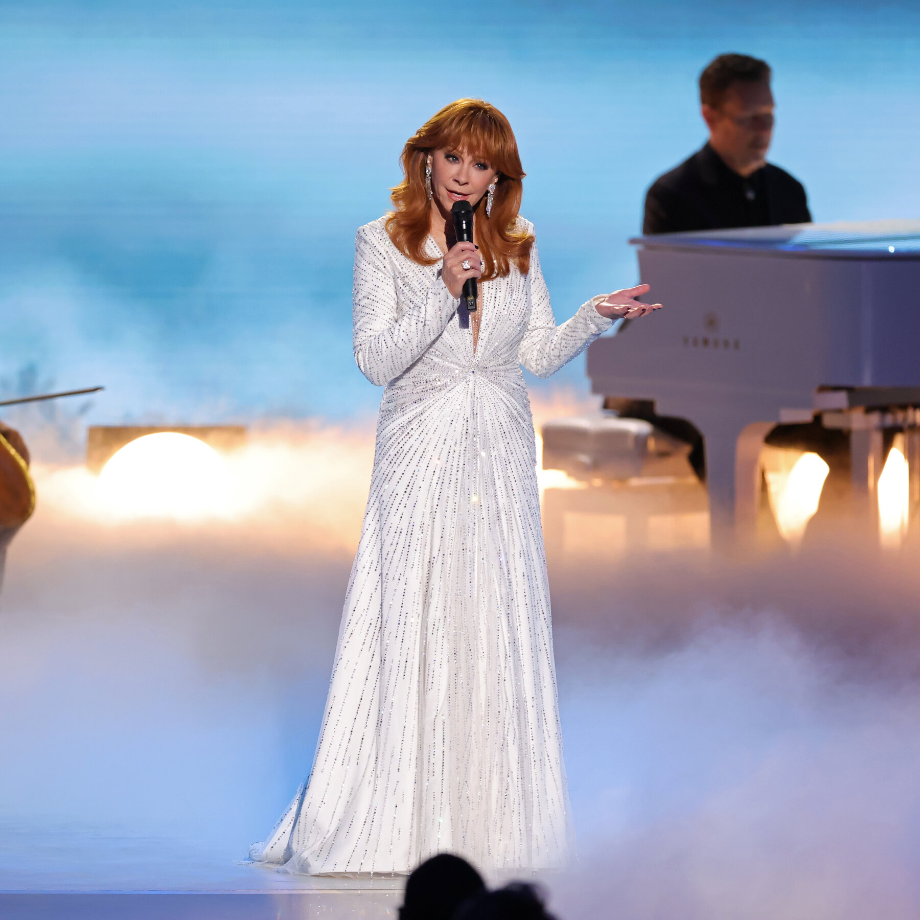 Reba McEntire Honors Dolly Parton With Rendition of ‘Appalachian Memories’
