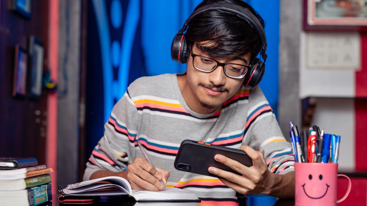 What are PISA 2025 Results telling us about AI in education?
