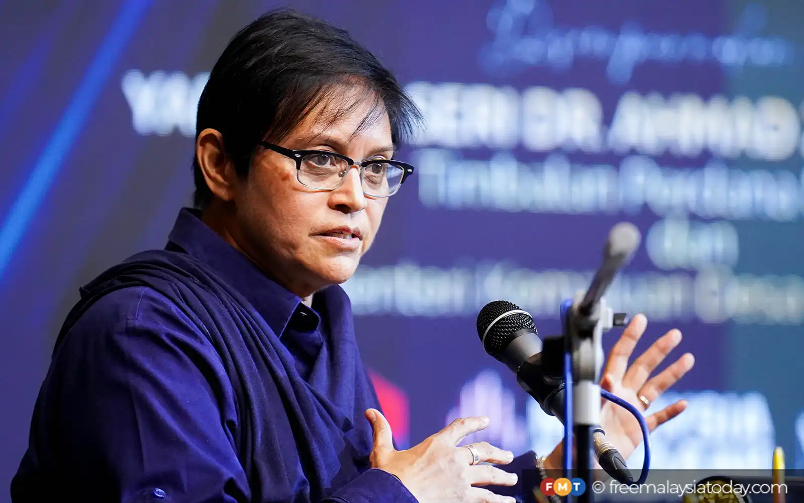 Ask Hannah, Azalina says on Najib’s pardon bid