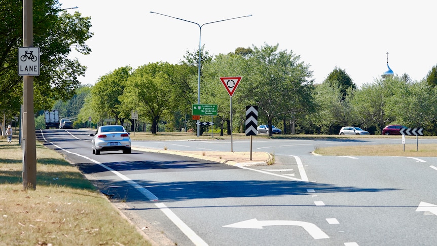 Canberrans living near 'important gateway' angry at planned precinct