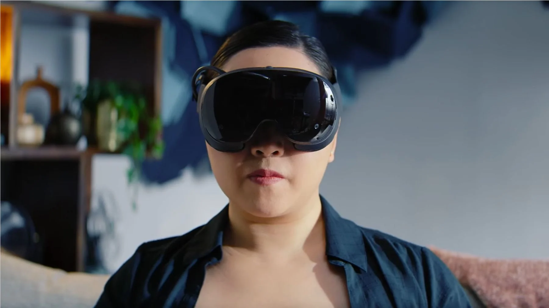 Steam Frame VR Headset Officially Starts From US$1,059