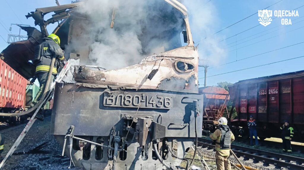 Two railway workers killed: a Russian jet drone hit their train’s locomotive in Odesa Oblast