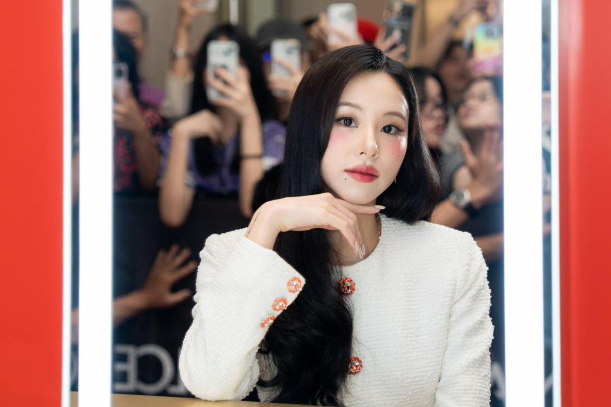 TWICE's Chaeyoung to leave JYP, vows to continue group activities