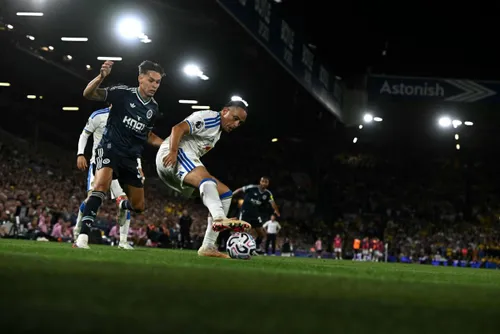 Leeds thump Newcastle to go third in the Premier League