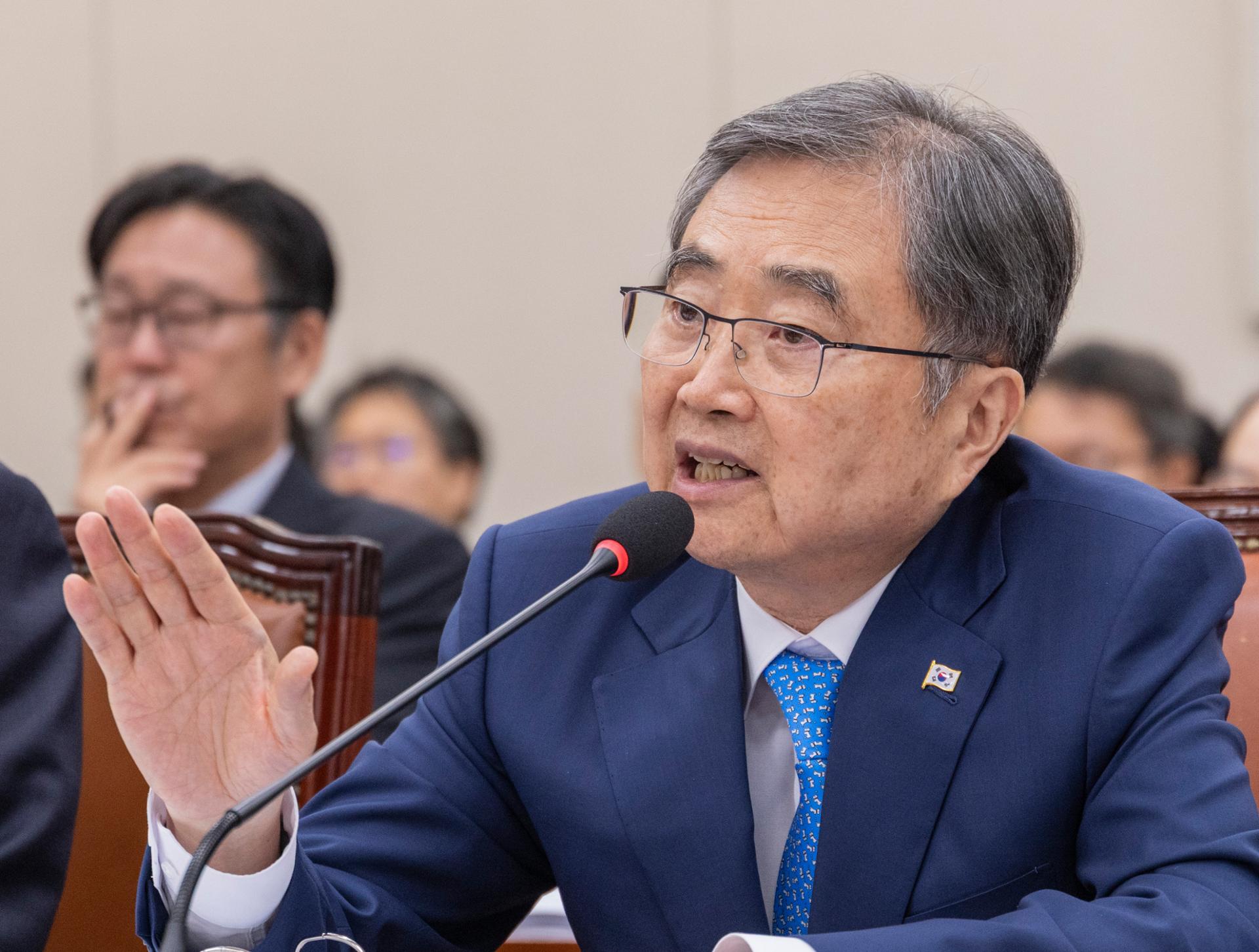 Korea, Central Asia seek new path beyond Silk Road, deepen ties in AI, critical minerals: FM