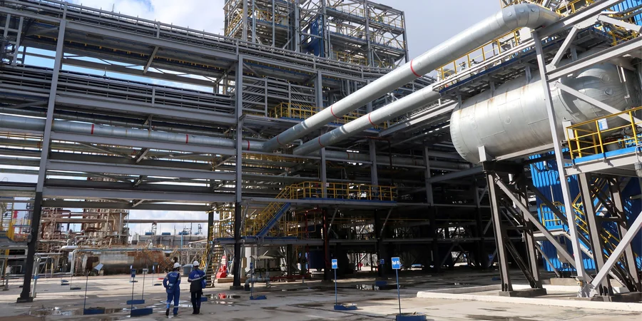 Video shows drone strike targeting one of Russia's largest oil refineries in Salavat