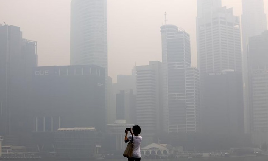 Unhealthy air returns to Singapore as smoke blows in from abroad