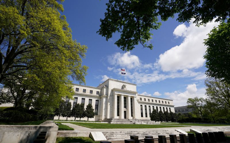 Bonds slump as US 10-year Treasury yields hit highest since 2007