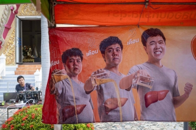 Millions of Thais banish the booze for Buddhist Lent