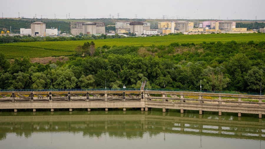 Dürre: Niedrige Donau: Rumänien schaltet AKW Cernavoda komplett ab