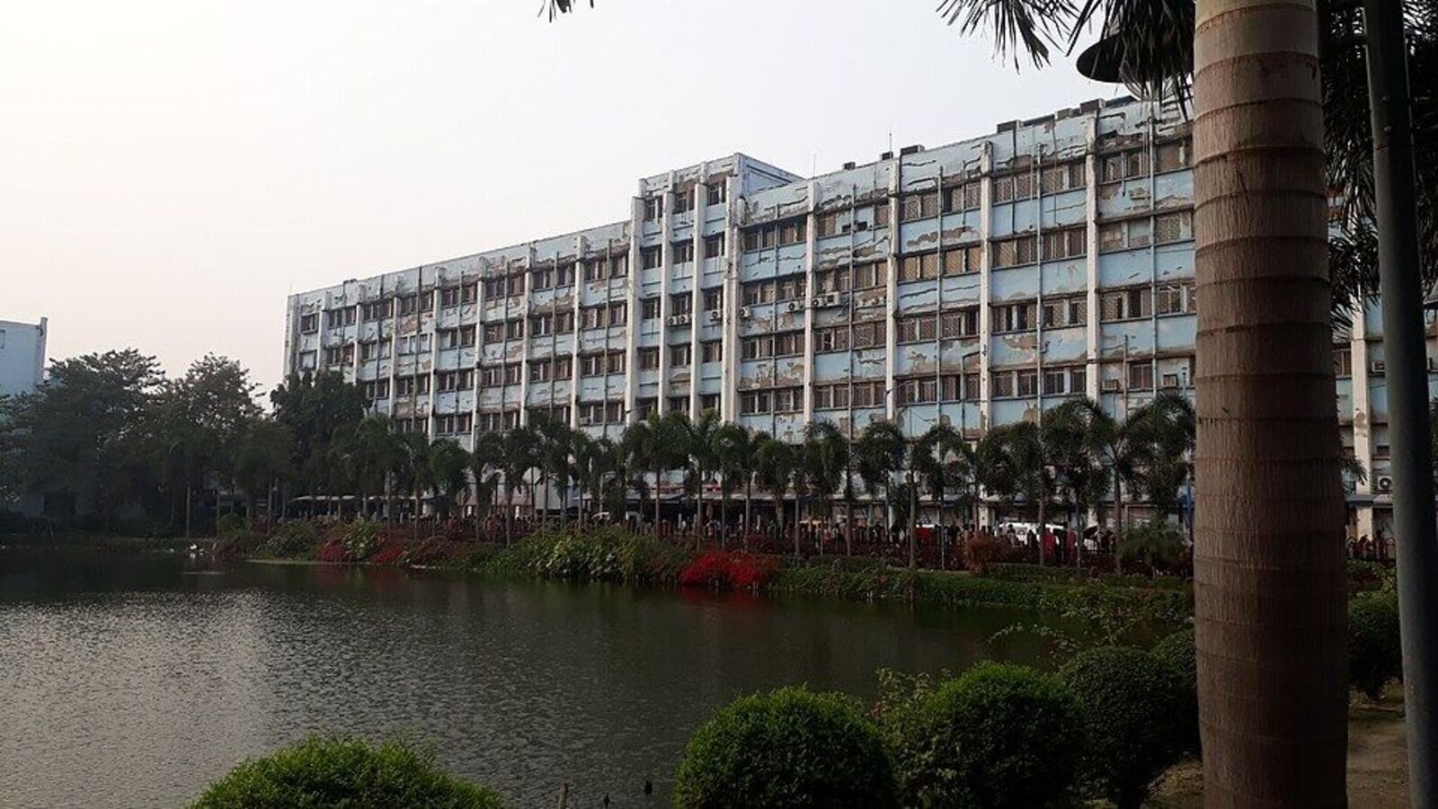 30-year-old nurse dies at Kolkata's NRS Medical College; was found unconscious during night shift
