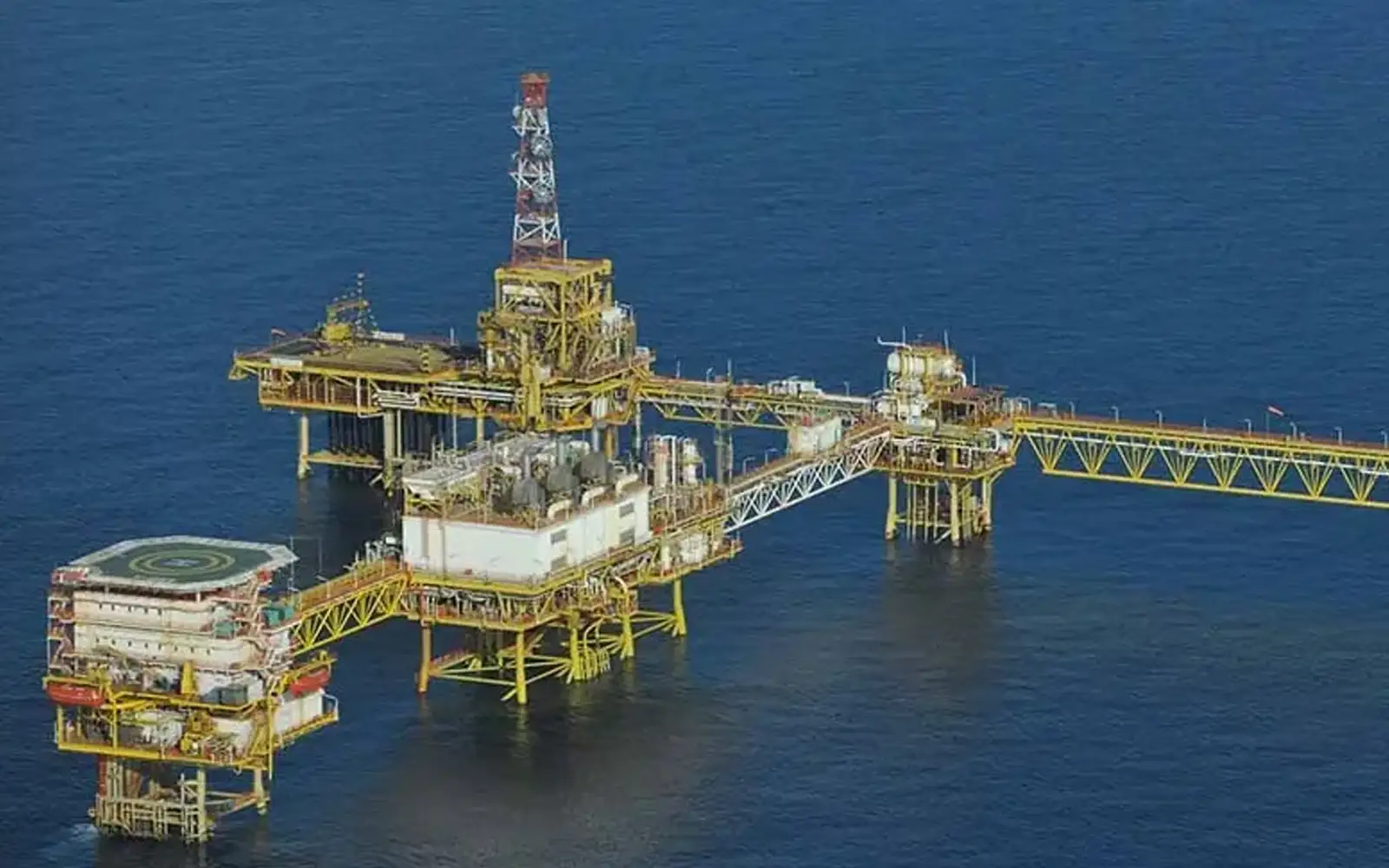 Anwar, Petronas to discuss Maldives oil exploration proposal