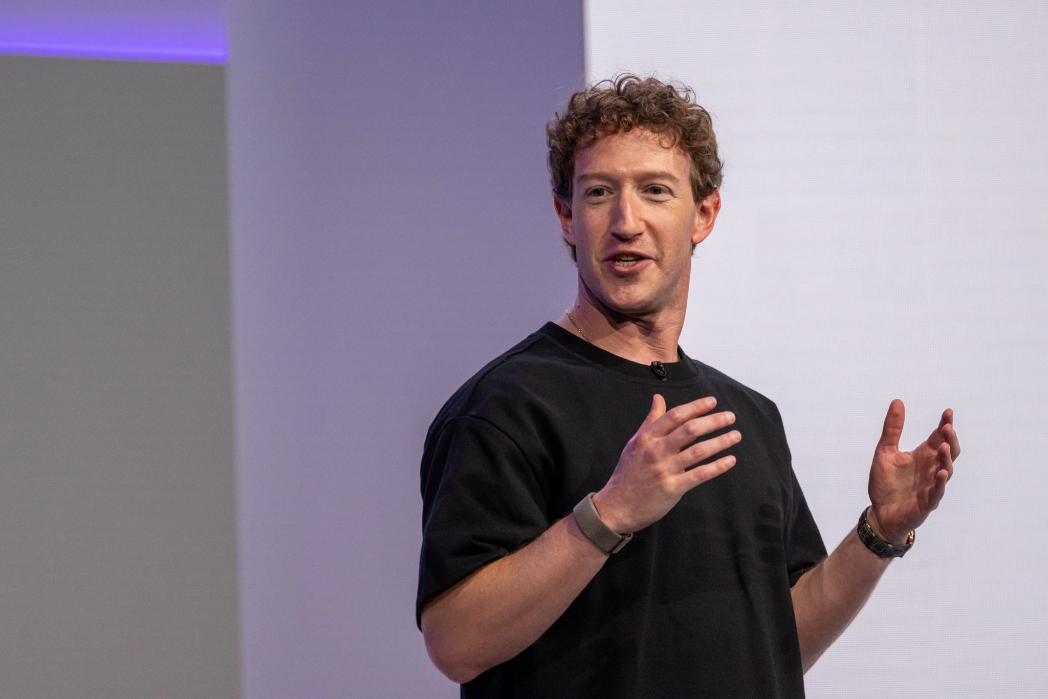 Tech CEOs are writing 6,500-word manifestos. Who’s actually reading?