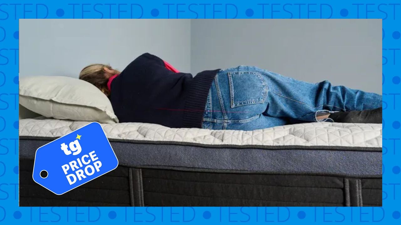 Today's Helix Midnight Luxe flash mattress sale delivers its biggest savings of the year — save $800
