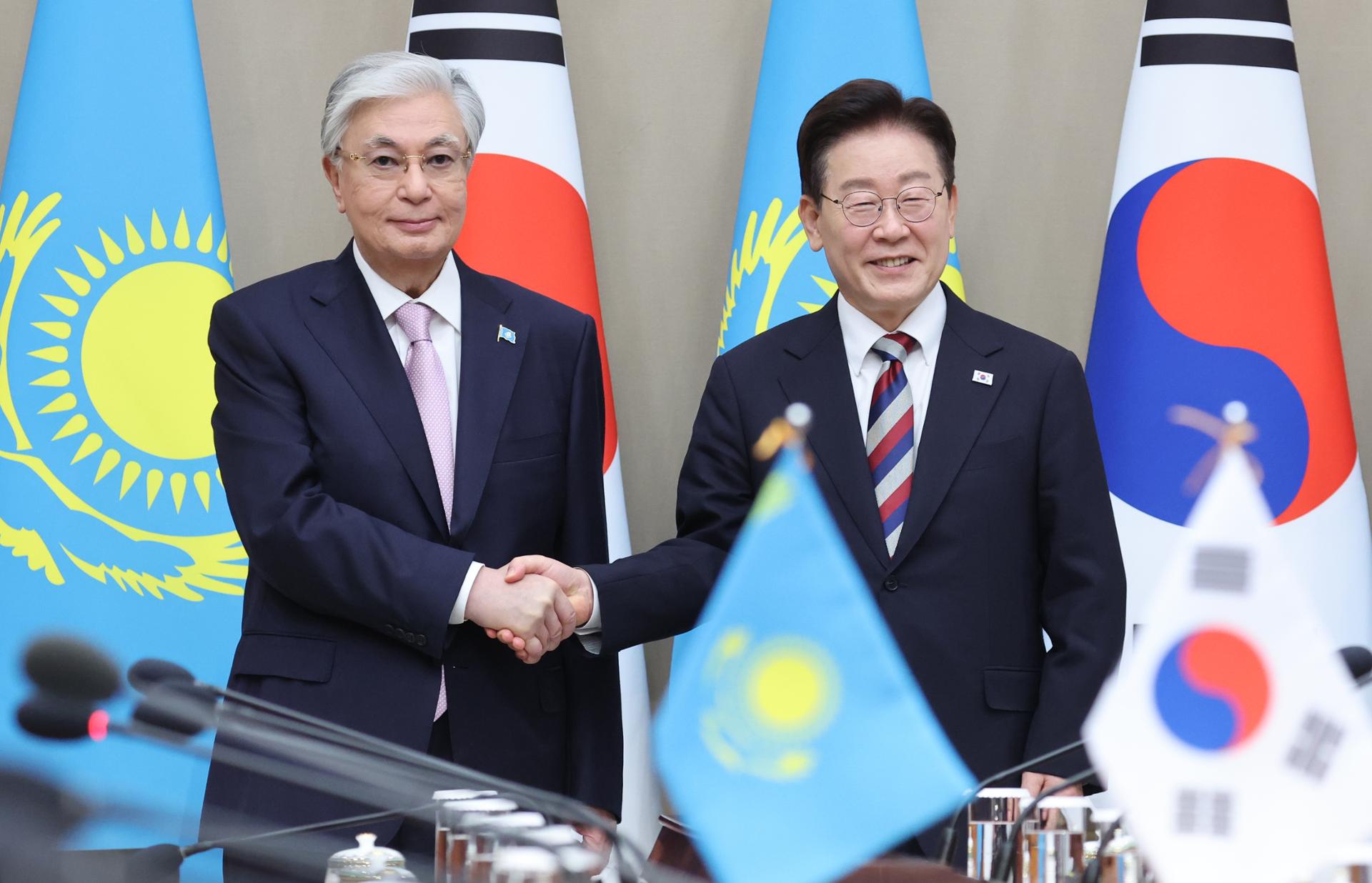 Korea, Kazakhstan elevate ties to strategic partnership