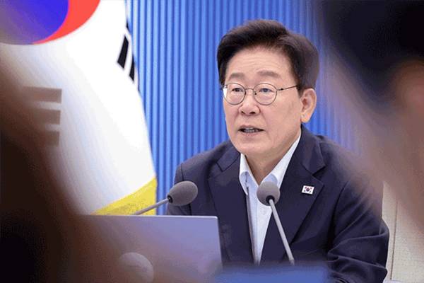 President Lee Calls for ‘Smart, Elite’ Military Force with Shorter Conscription Terms