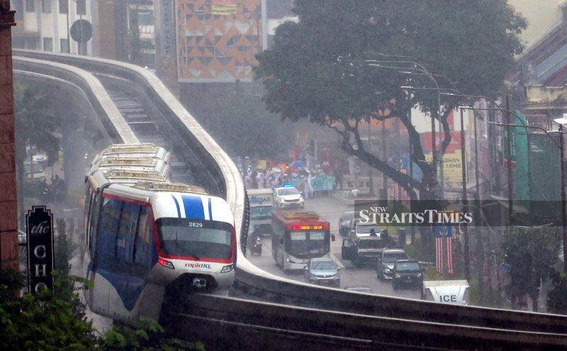 Thunderstorms, heavy rain warning issued for 10 states, KL until 9pm