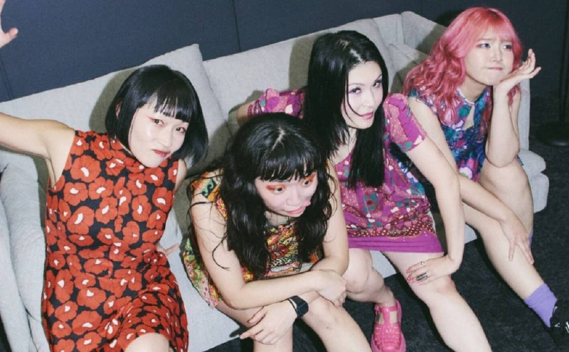 #SHOWBIZ: Punk band Otoboke Beaver apologise after guitar-throwing sends fan to hospital