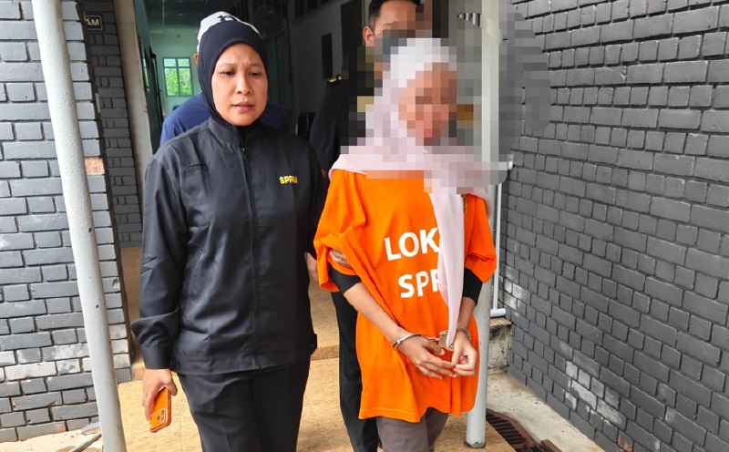 Civil servant held over alleged RM19k bribes in Pahang