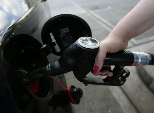 Spain helps motorists over soaring diesel prices by boosting tax discount