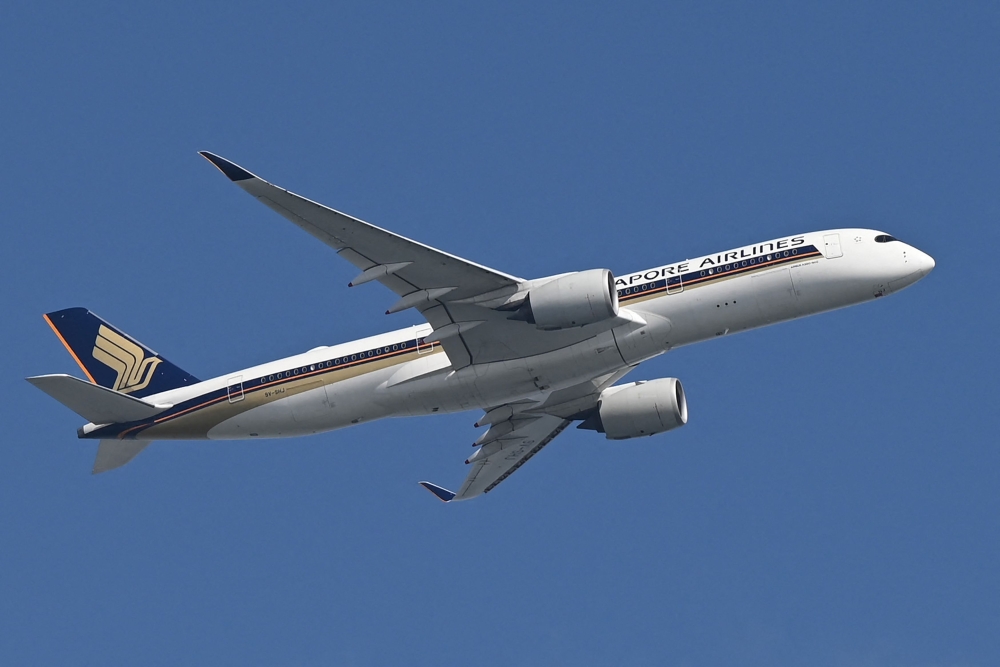 Singapore Airlines’ Air India bet racks up S$945m loss after string of setbacks