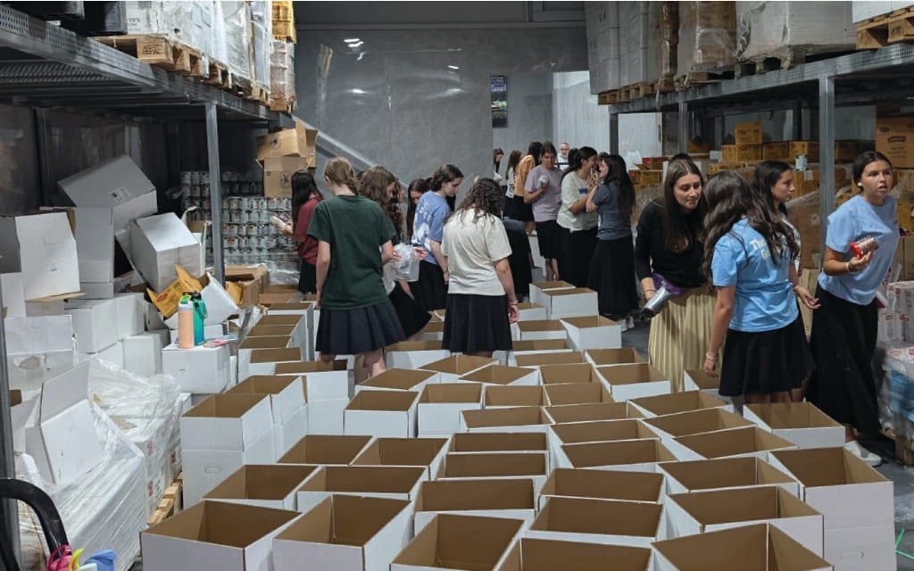 “Without a food basket, my Rosh Hashanah table would be empty.” - Sponsored Content