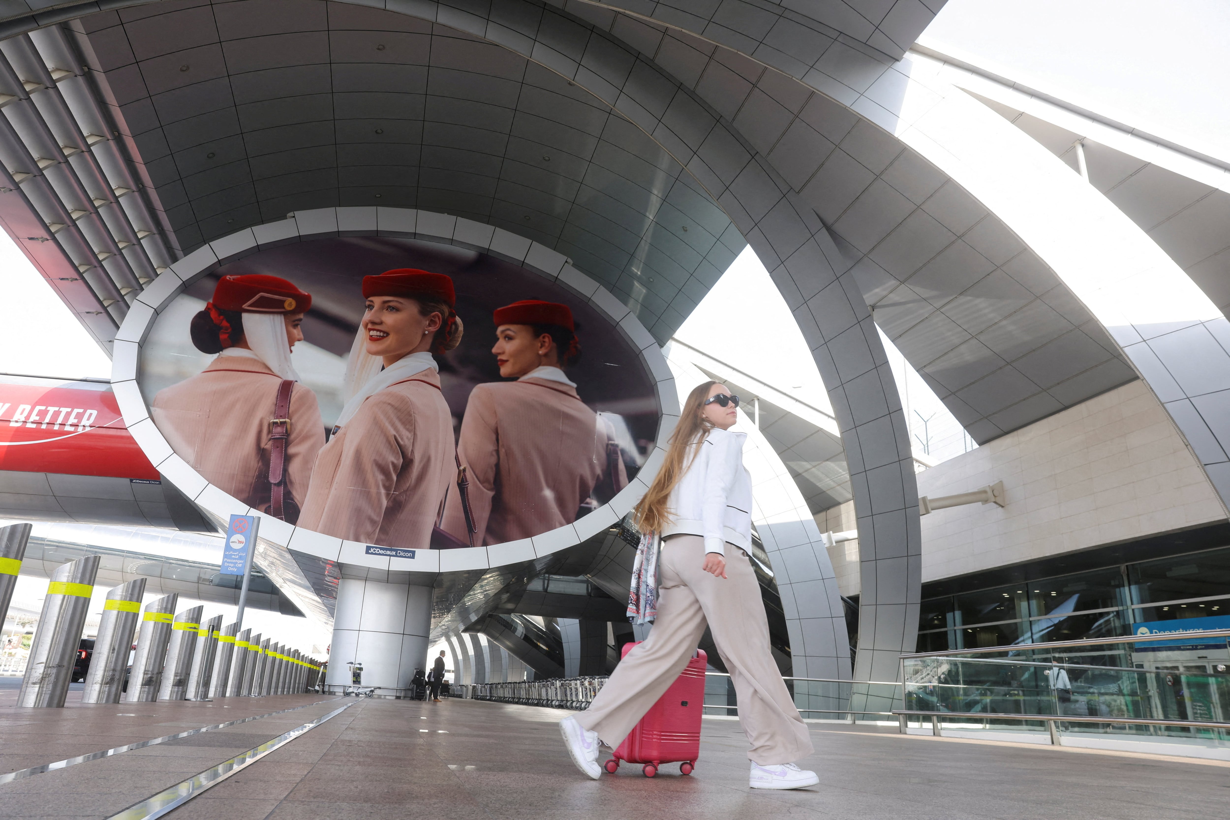 Emirates passengers can book flights using Jaywan cards