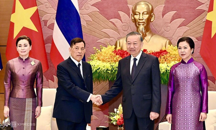 Vietnam, Thailand pledge deeper cooperation during historic royal visit