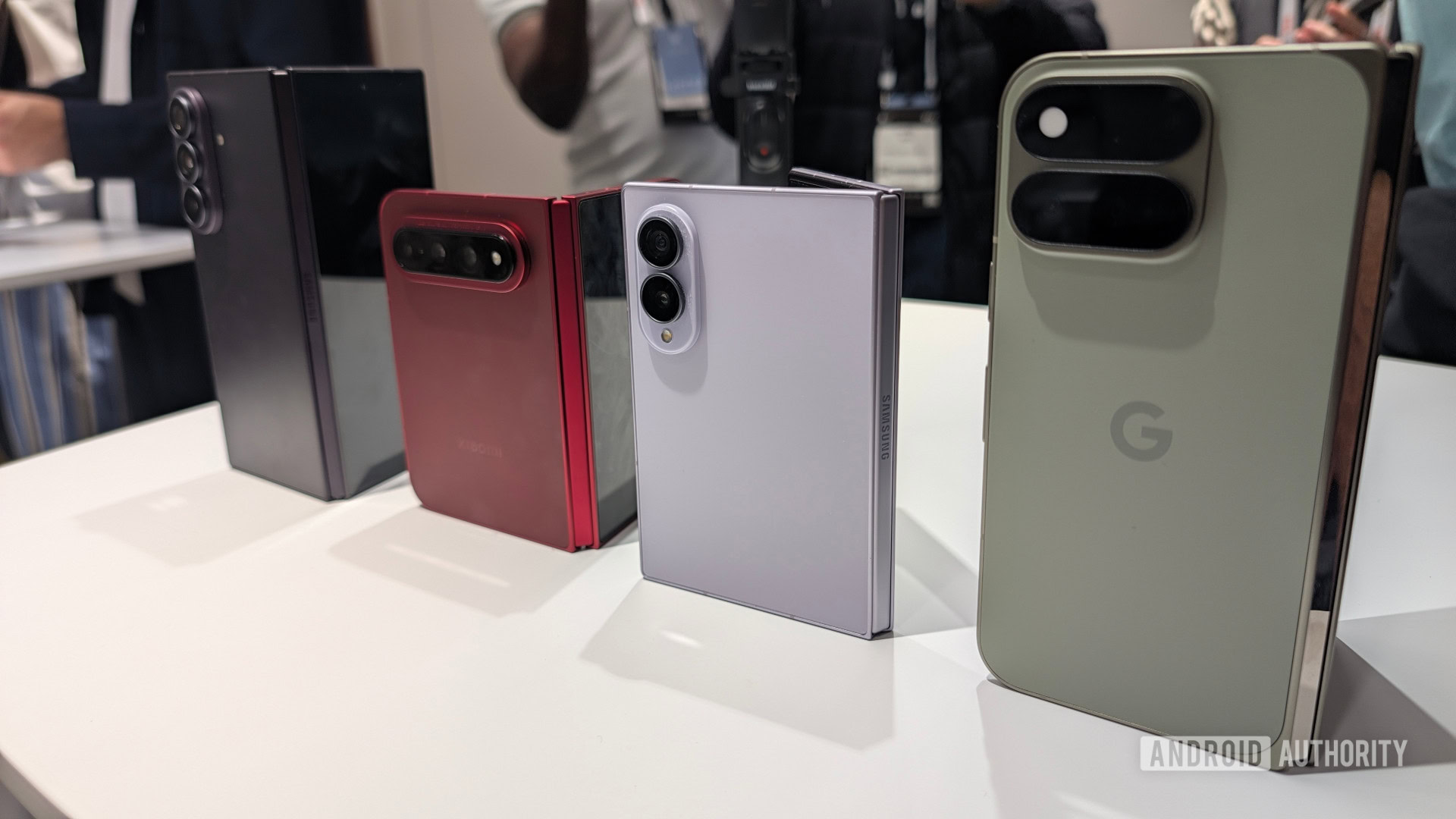 Android’s new cross-device hub is starting to roll out — just in time for Googlebooks