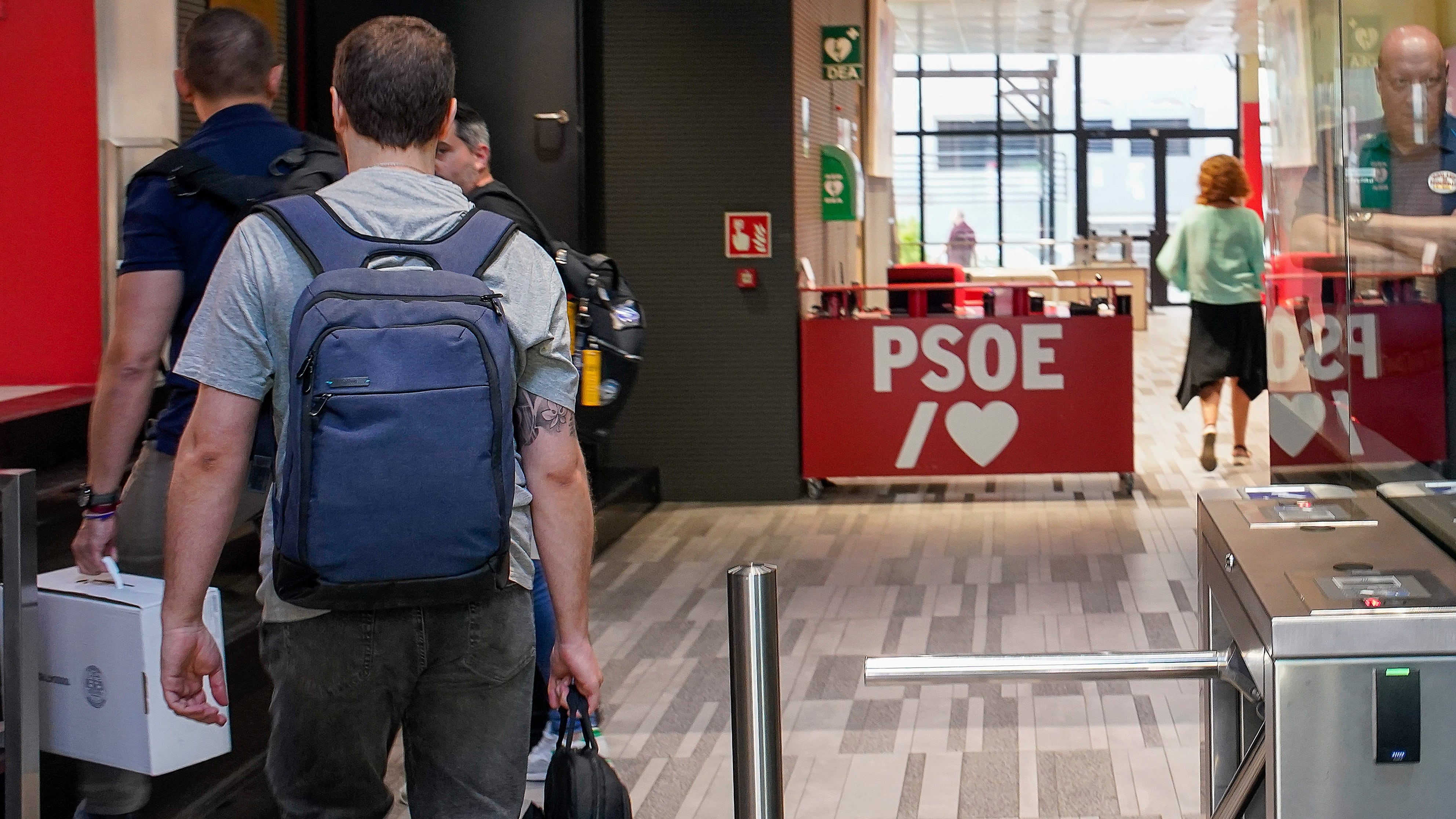 El primer juez del ‘caso Leire’ apunta a personas de mayor “jerarquía” en la trama que la exmilitante del PSOE