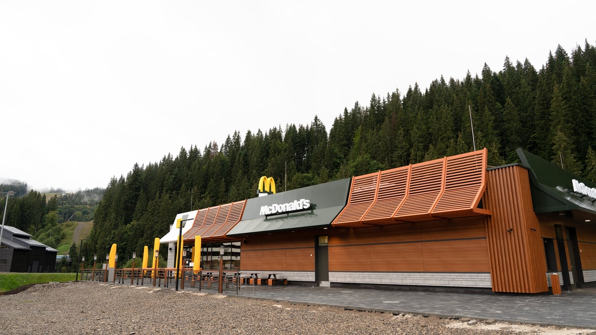McDonald's opens first location in Ukrainian resort Bukovel
