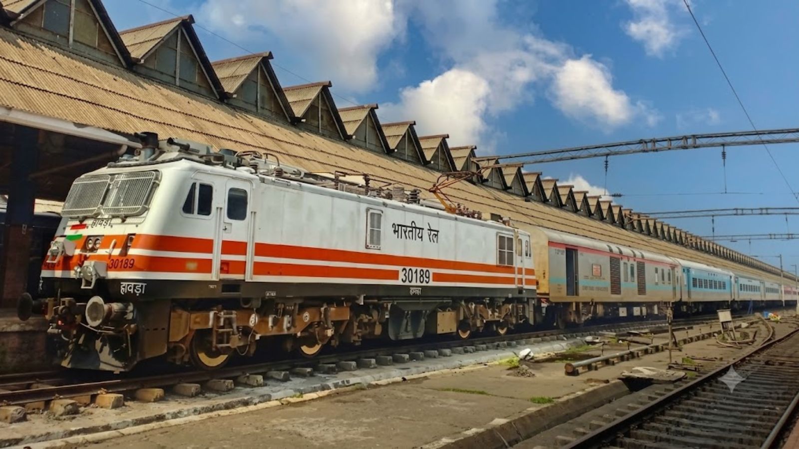 Delhi-Howrah puja special train announced, ticket booking to begin soon – Check route, stops
