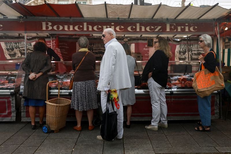 French central bank trims growth outlook as demand softens