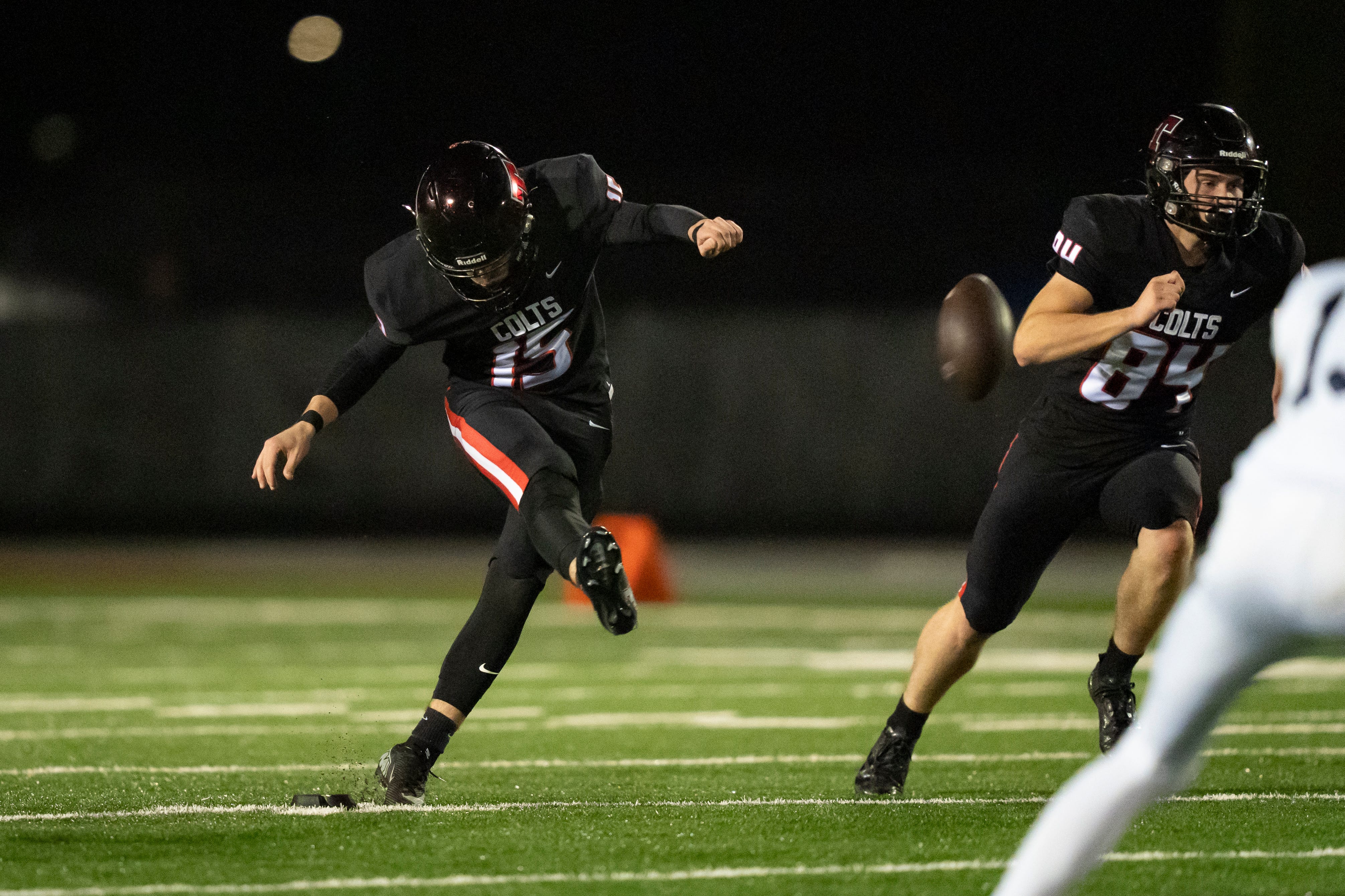 Vote! Who will be the Eugene area's top kicker or punter in 2026?