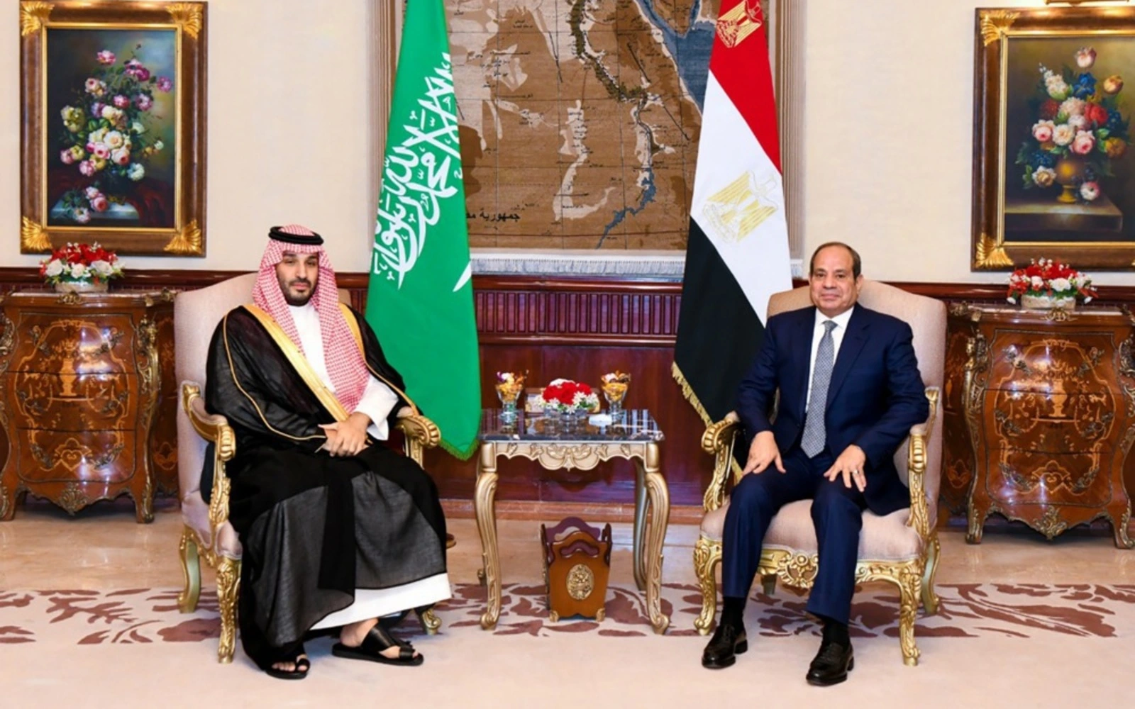 Saudi, Egypt leaders call for free, secure Red Sea navigation