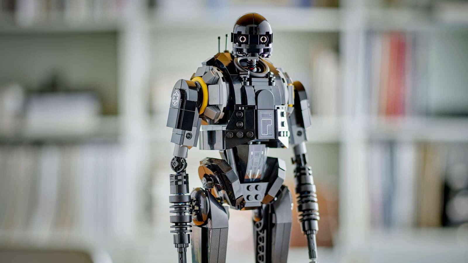 Star Wars Fans Can Grab the LEGO K-2SO Set at Its Lowest Price So Far at Amazon