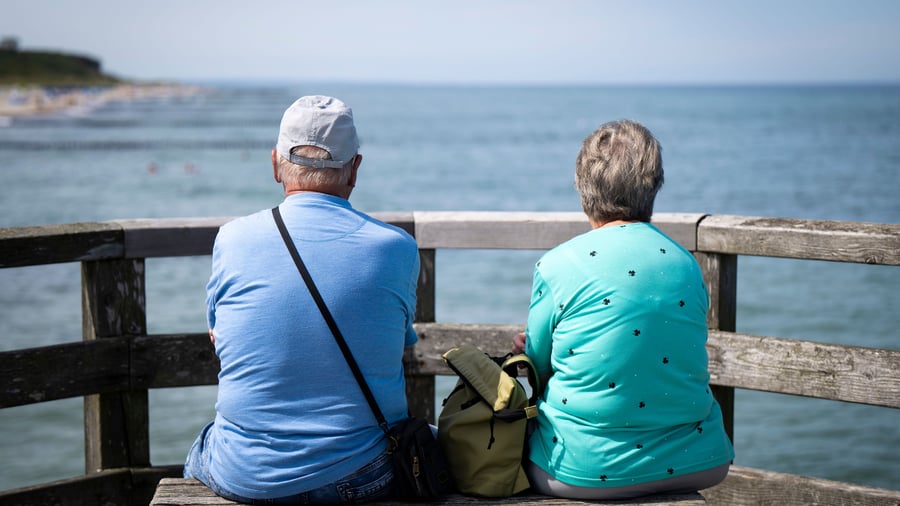 Old-age security: pension package is faltering