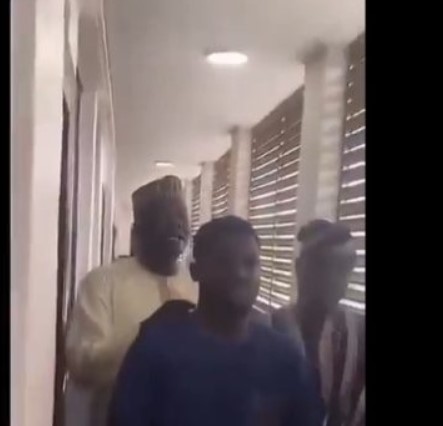 Diaspora Zongo Youth condemn man captured assaulting suspect in viral video