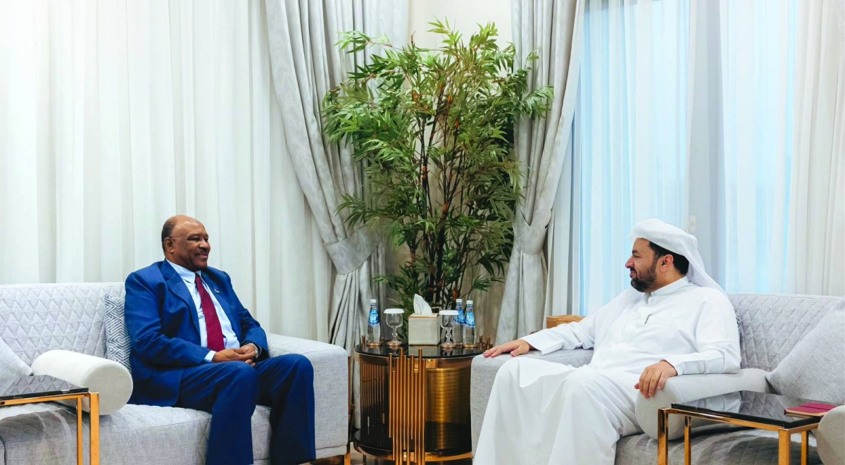 Al-Khulaifi meets Sudan's foreign minister