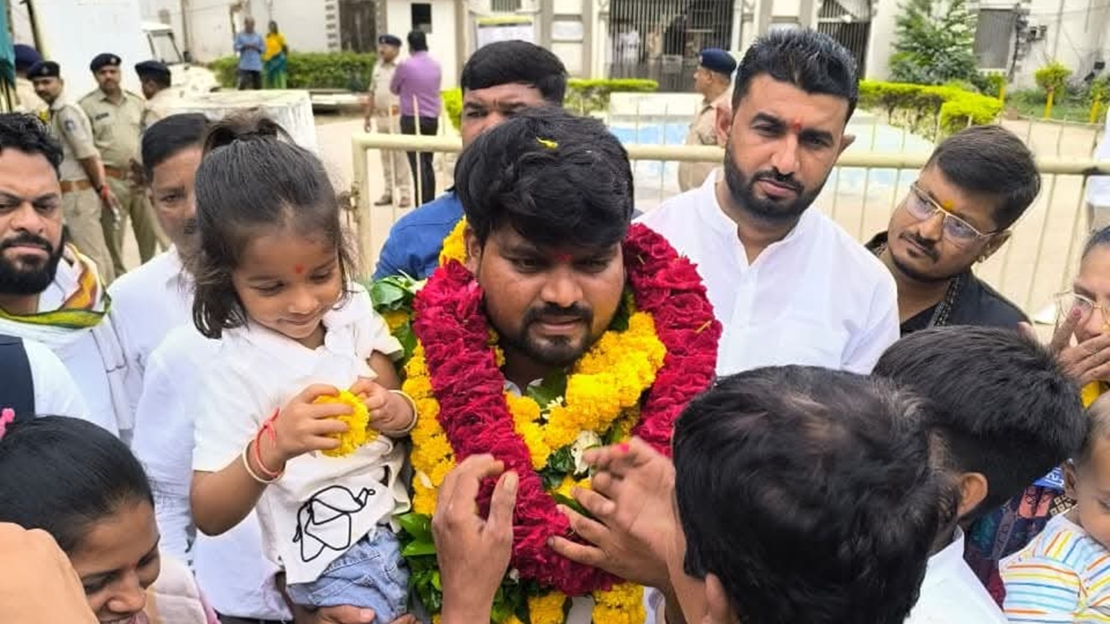 7 years, 1 WhatsApp text: Gujarat again challenges AAP MLA Chaitar Vasava’s acquittal