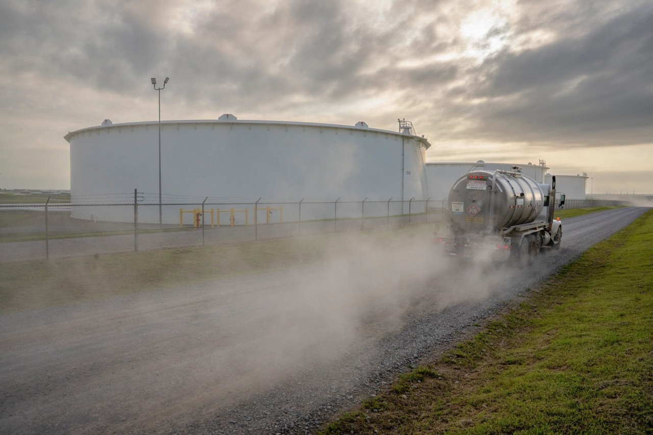 Oil Prices Climb Higher