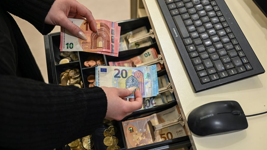 Trend zum digitalen Bezahlen: EZB: Automatisierung darf Bargeld nicht verdrängen