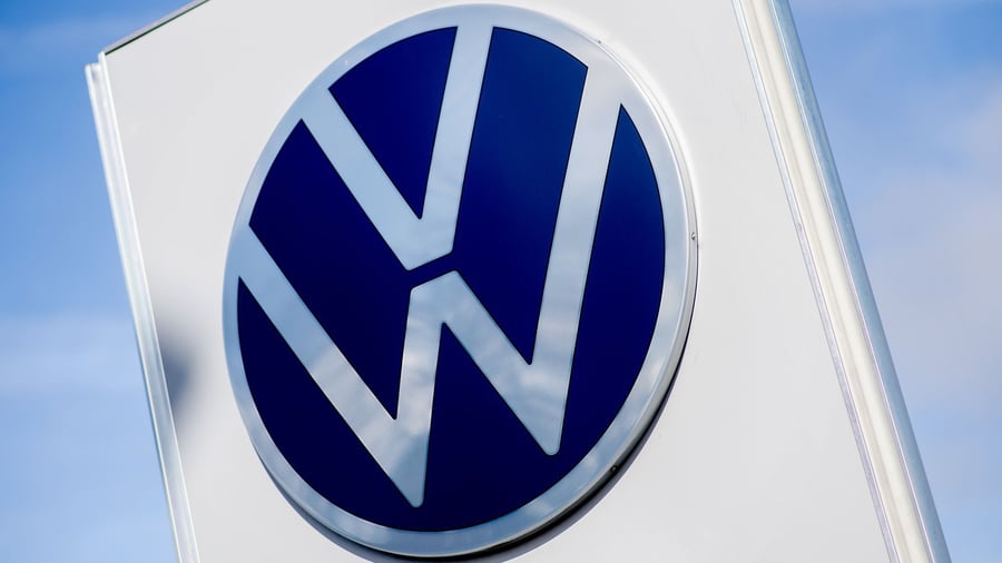 Industry: EU gives green light to VW's billion-dollar deal