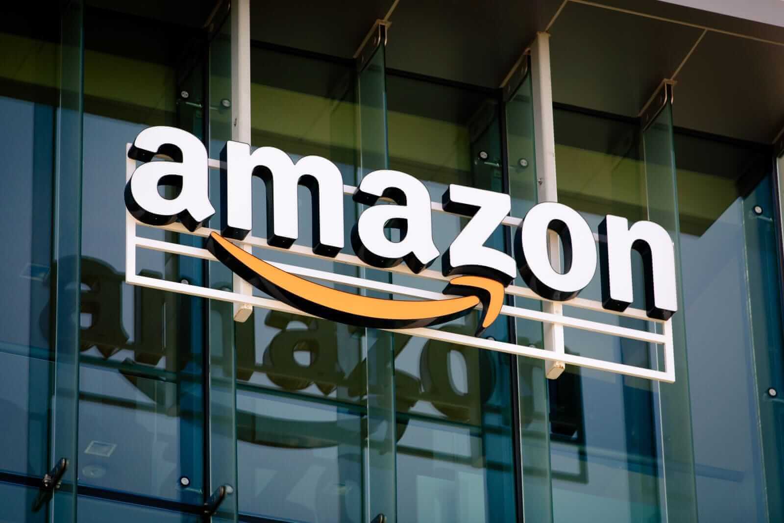 Amazon's Operating Cash Flow Could Push AMZN Over $314 - What's the Best AMZN Play?