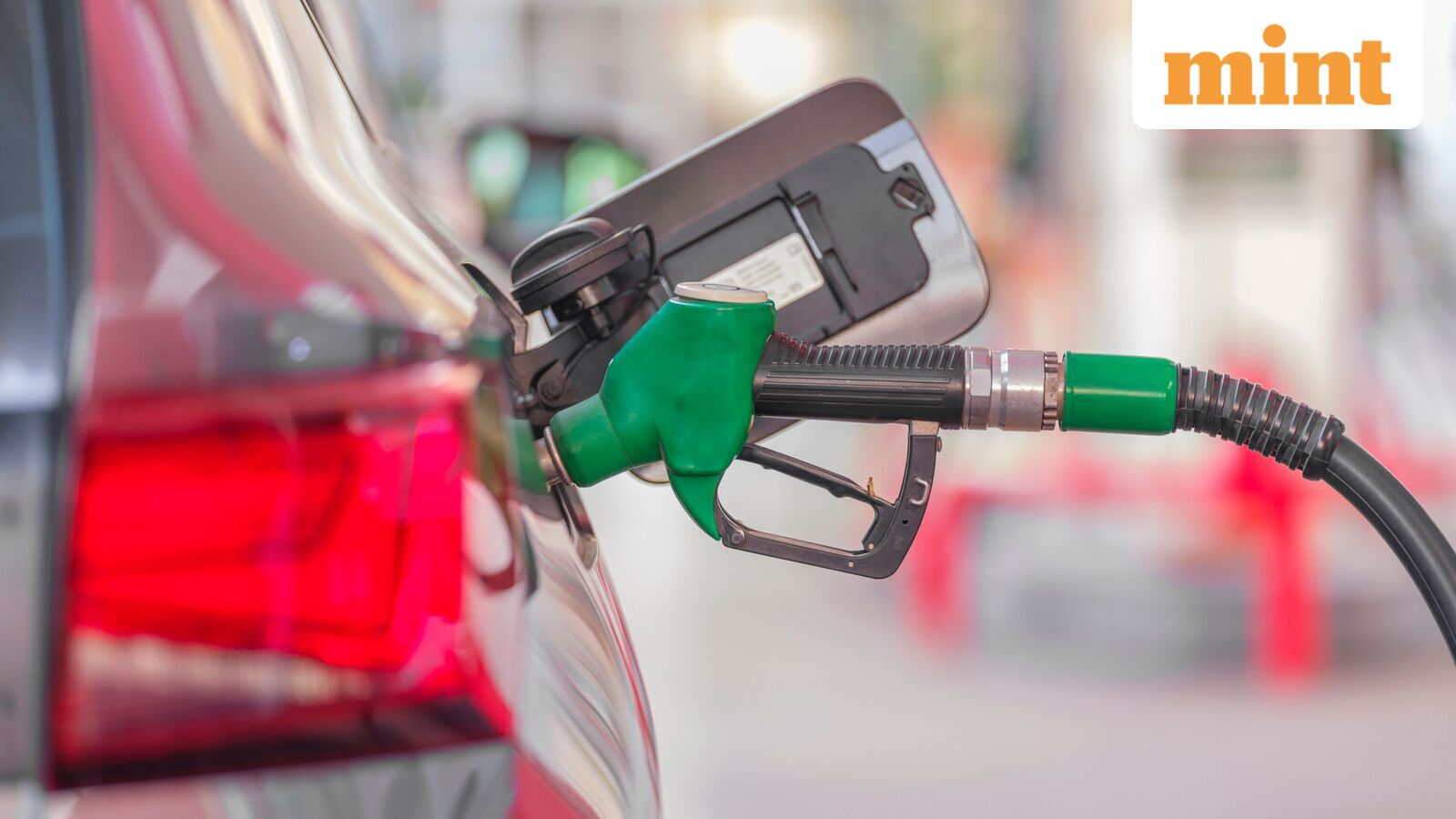 E20 petrol controversy | India's top carmakers privately raise serious concerns about fuel contamination: Report