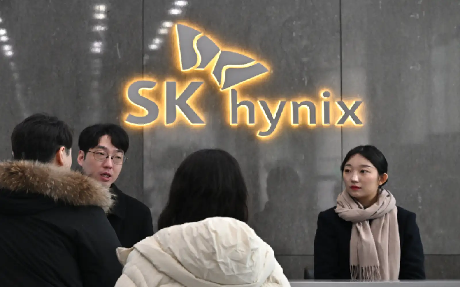SK Hynix’s Korean workers launch unified union amid stalled wage talks