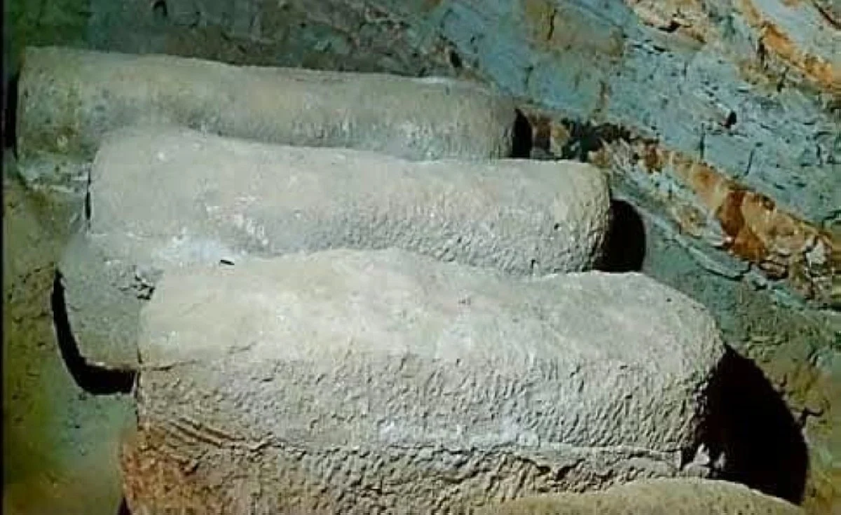 Egypt uncovers three ancient tombs in Bahariya Oasis