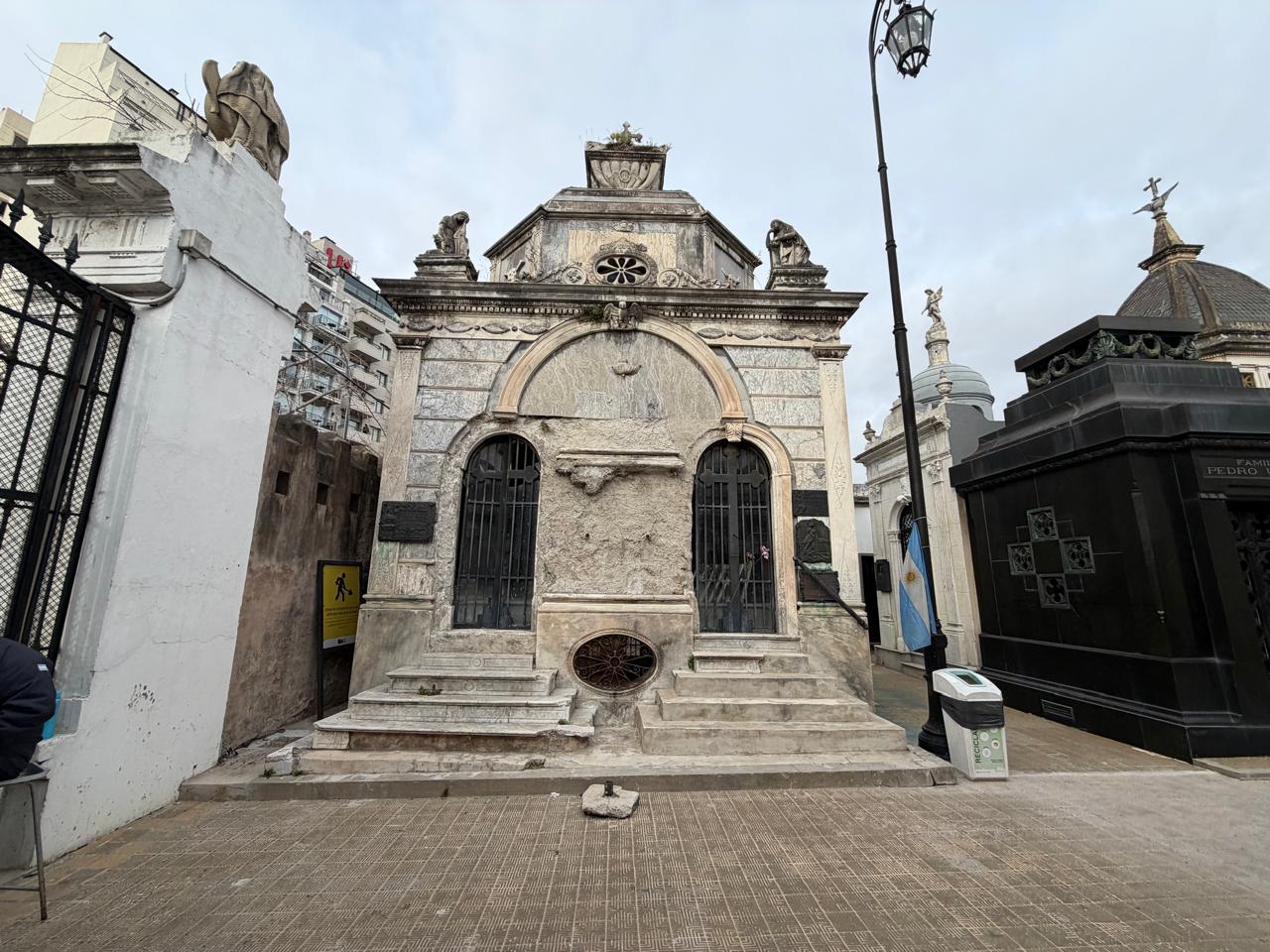 From aristocratic vault to café: Buenos Aires tenders old tombs at La Recoleta cemetery