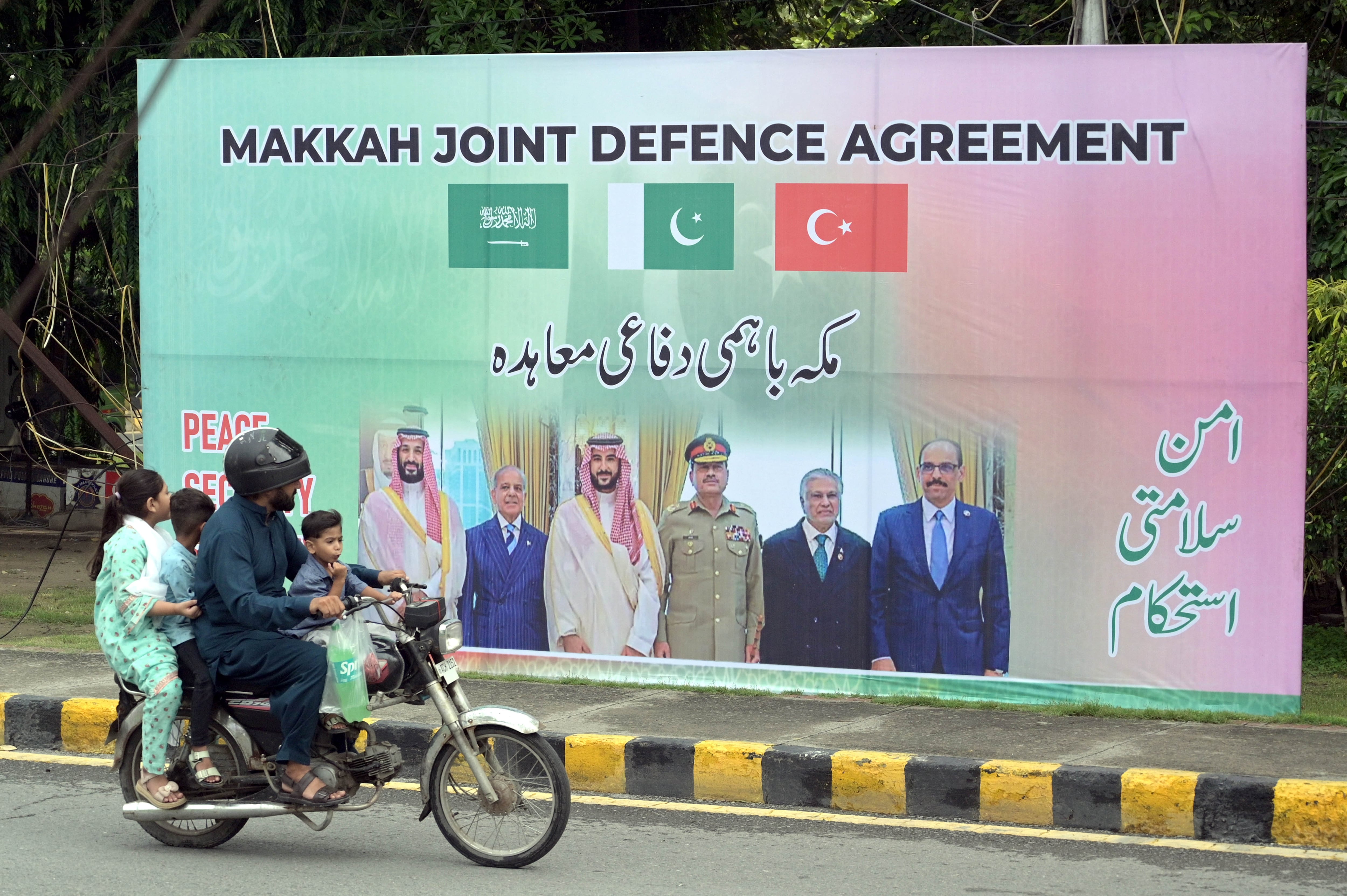 Turkey, Saudi Arabia and Pakistan to establish political and military mechanisms under defence pact