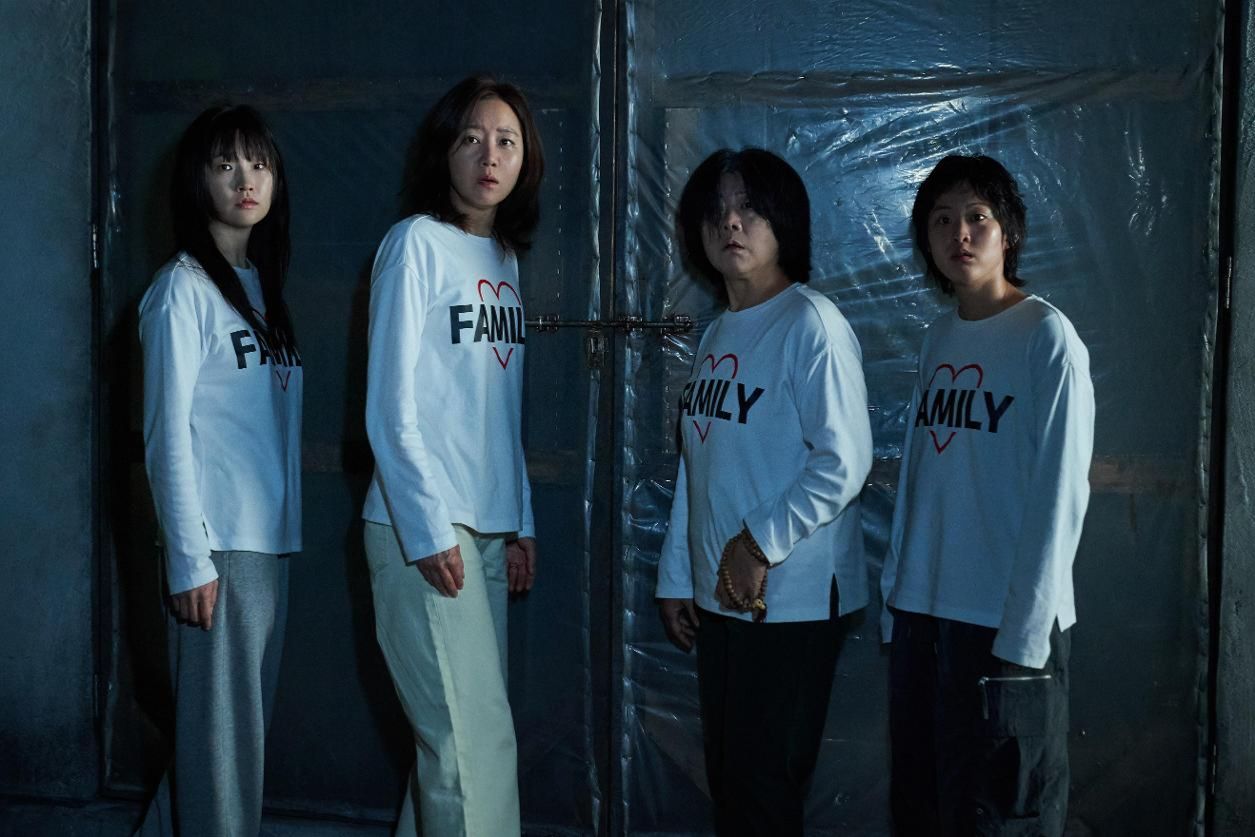 'The Journey to Gyeong-ju' balances tragedy, humor in grief-driven road trip